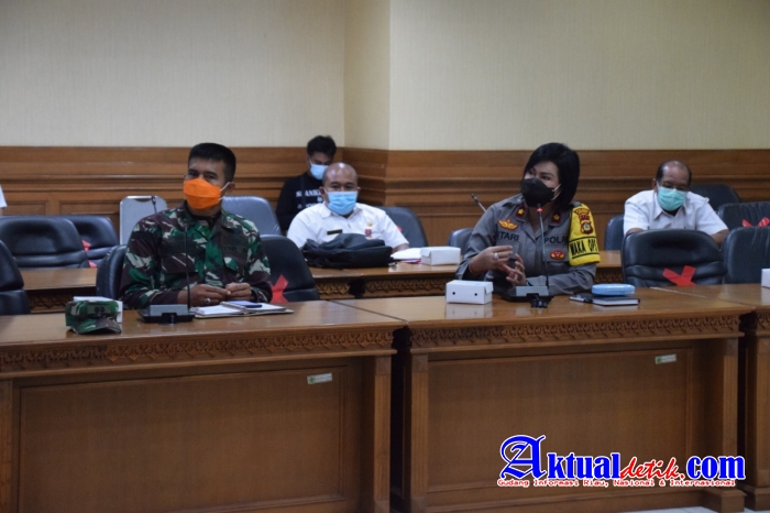 Wakapolres Putu Utari Hadiri Rakor Pemilihan Perbekel Serentak