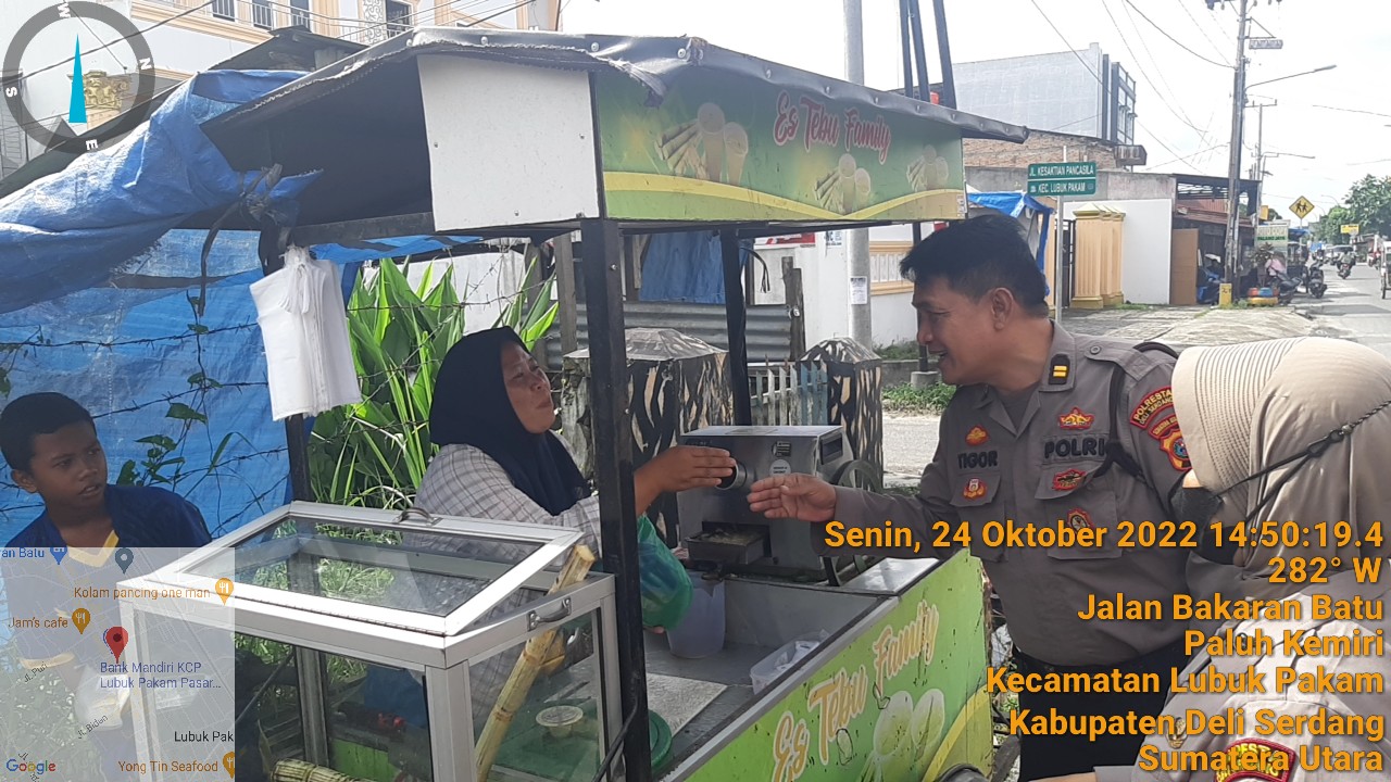 Sat Samapta Polresta Deli Serdang Bagikan Bansos Kepada Masyarakat Terdampak Naiknya Harga BBM