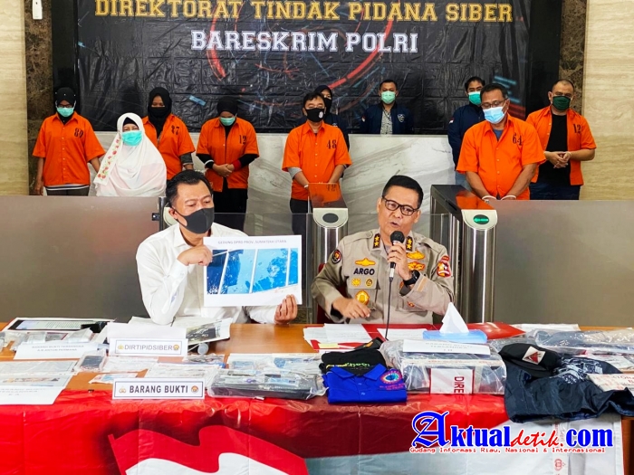 Skenario Rusuh 1998 Diungkap Polisi, Dalam Percakapan WAG KAMI Medan