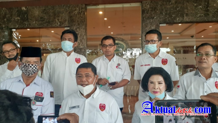 Dukung Percepatan Wisata Dunia Danau Toba, KMDT Provinsi Riau Dilantik