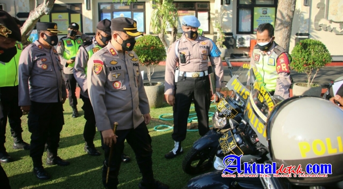 Kapolres Gianyar Pimpin Apel Pengecekan Kendaraan Dinas Polres Gianyar