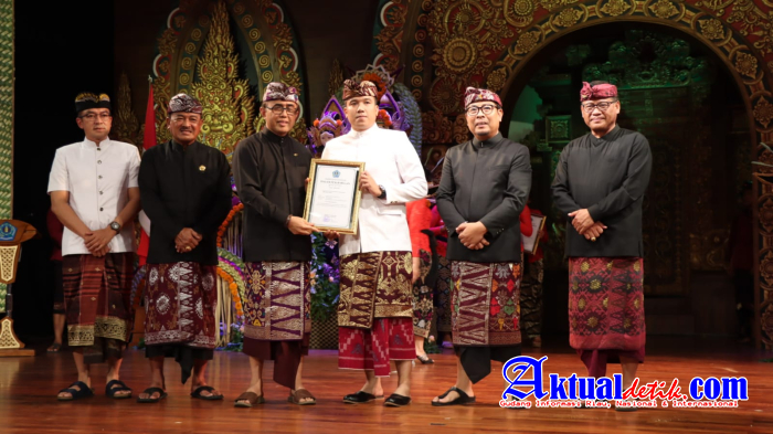 Kanit Reskrim Polsek Densel, Raih Penghargaan Dari Walikota Denpasar