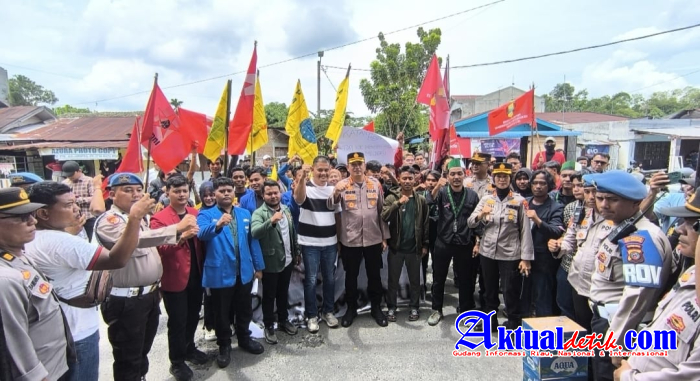 Aksi Unjuk Rasa Elemen Mahasiswa Di Wilkum Polresta Deli Serdang Berjalan Damai dan Kondusif