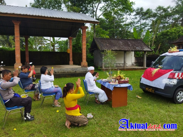 Serangkaian Hari Suci Purnama, Polsek Tampaksiring Giat Upacara Pengulapan Randis Pelayan Masyarakat