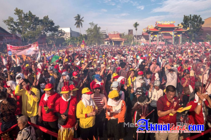 Event Bakar Tongkang, Wisman Mancanegara Mulai Berdatangan ke Rohil