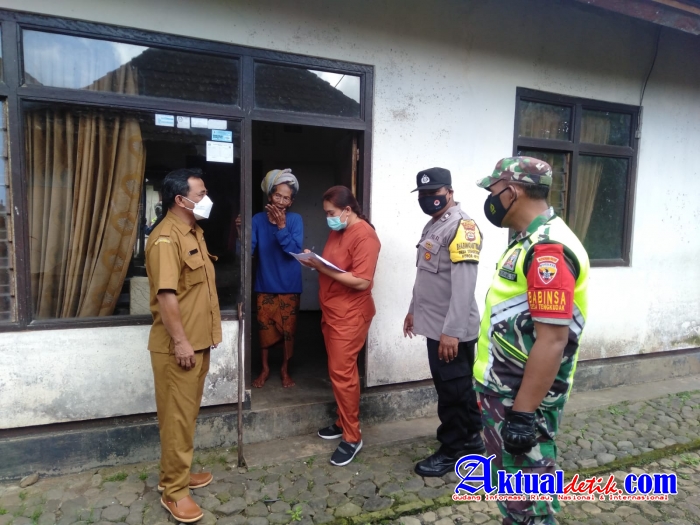 3 Pilar (Babinsa, Bhabinkamtibmas, dan Nakes) Maju Terus Data Warga Yang Belum Tervaksin
