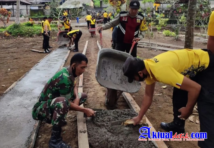Sambut Hari Bhayangkara ke-76, Sinergitas TNI-Polri, Polsek Abang dan Koramil Laksanakan Giat Rabat