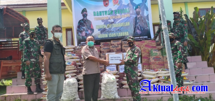 Korem 152/Babullah Memberikan Bantuan Sembako Kepada Korban Gempa di Halsel