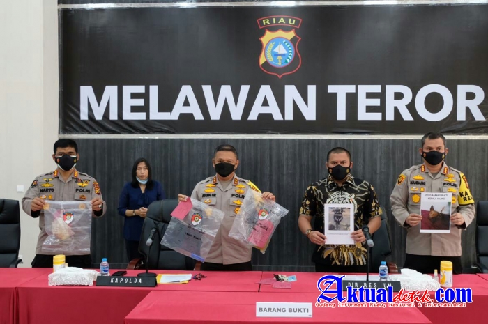Polda Riau Fight Melawan Teror, Seorang Satpam dan Kedua Rekannya di Bekuk