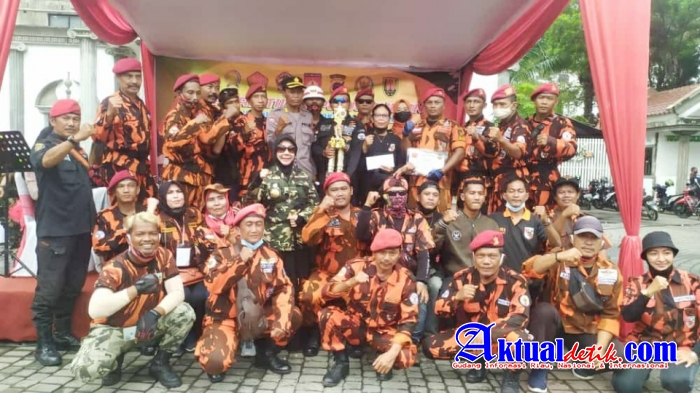 Pemuda Pancasila Kota Semarang Tim Terbaik No 1 Lomba Gerak Jalan Napak Tilas di HUT Ke 41 PPM 