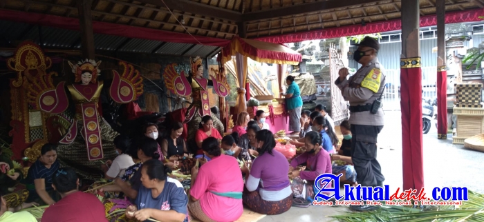 Ajak Warga Sukseskan Presidensi G20, Bhabinkamtibmas Polsek Blahbatuh Giatkan Sambang DDS