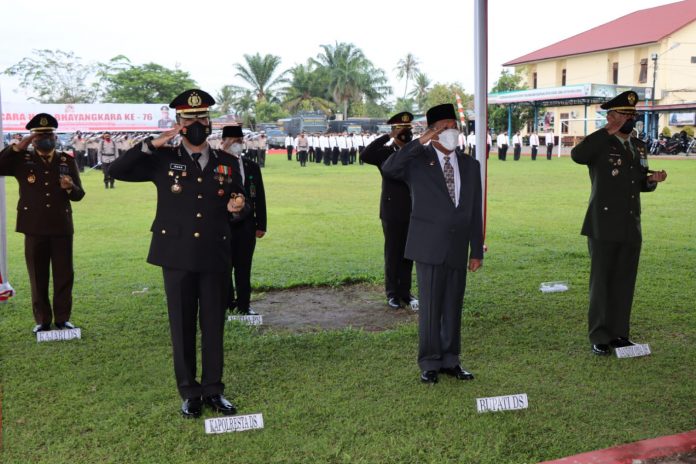 Polresta Deli Serdang Gelar Upacara Hari Bhayangkara Ke-76