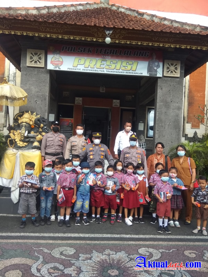 Dekat Dengan Anak, Polsek Tegalalang Menerima Kunjungan TK Sila Kumara Santi