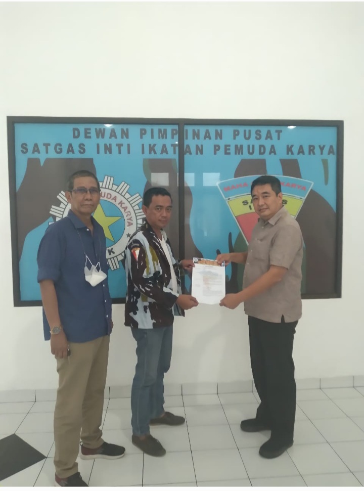 Satgas DPP IPK Berikan SK Mandat Kepada Ketua Satgas DPD IPK DKI