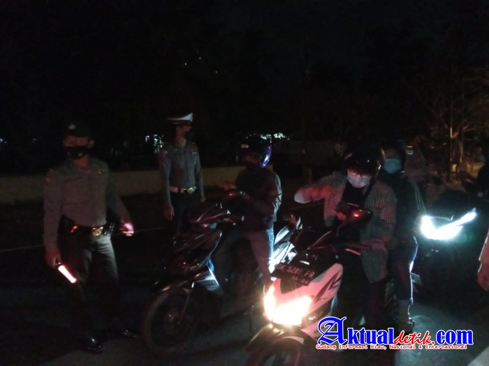 Atensi Kenakalan Remaja di Jalan Umum, Polres Karangasem Gelar "Gebug Sindu Light"