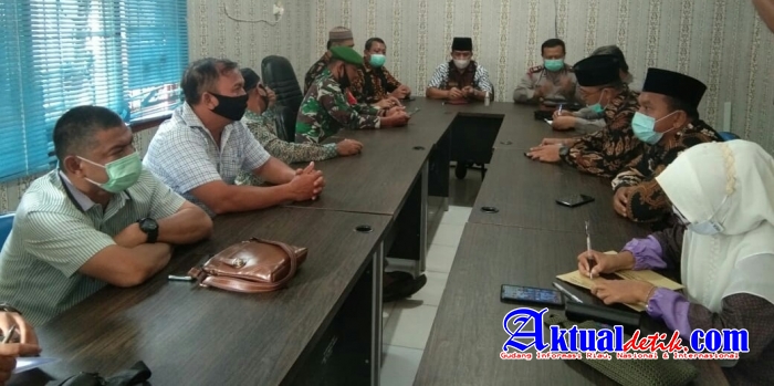 Camat Bandar Petalangan Gelar Rapat Koordinasi Posko PPKM Desa Dan Kelurahan