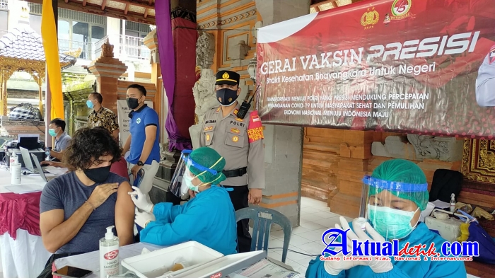 Dalam Mempercepat Vaksinasi Nasional, Polsek Ubud Gelar Vaksin Presisi