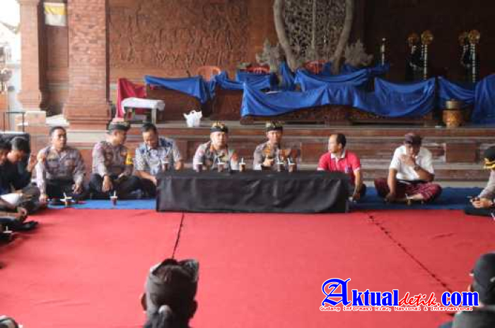 Jumat Curhat, Ini Himbauan Polda Bali Kepada Masyarakat di Desa Kesiman Kertalangu