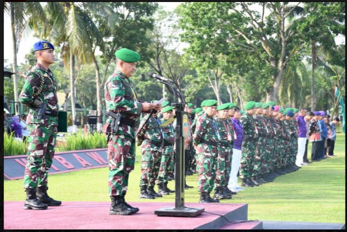 Ayo bangkit bersama ! Kodam I/BB bersama Mahasiswa Menwa Upacara peringatan Harkitnas ke 114