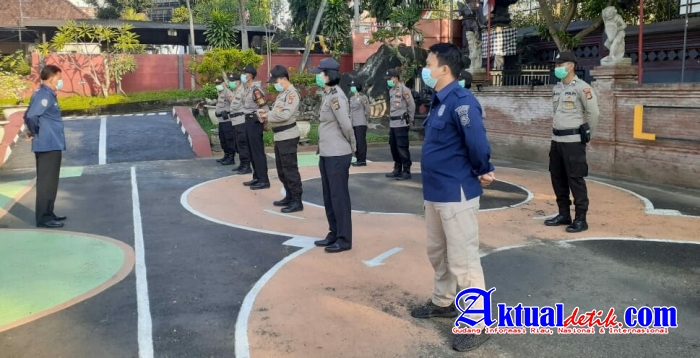 Kasubbag Humas Polres Gianyar Arahkan Personilnya Tetap Gelorakan Polri Presisi