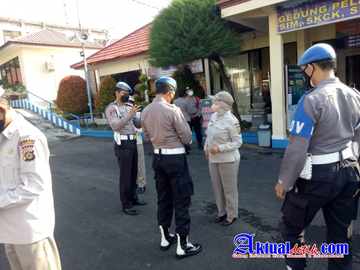 Disiplin Gaktibplin, PNS Polri Polres Karangasem Tidak Luput Diperiksa Propam
