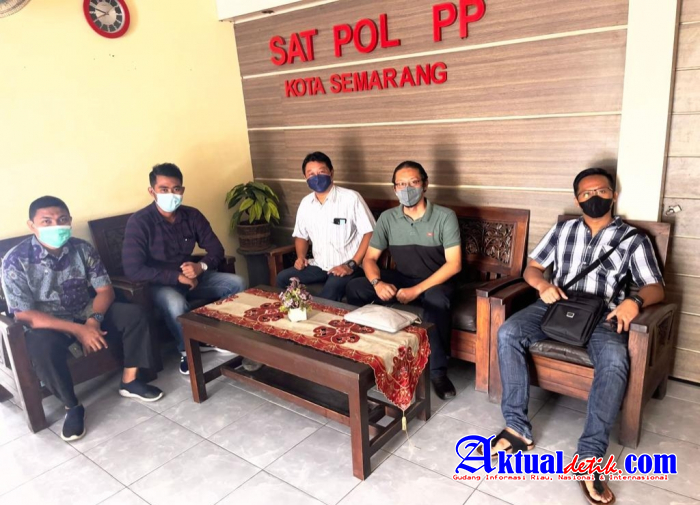 Satpol PP Segera Bongkar Portal RW 06 Perumahan Taman Majapahit Estate Semarang