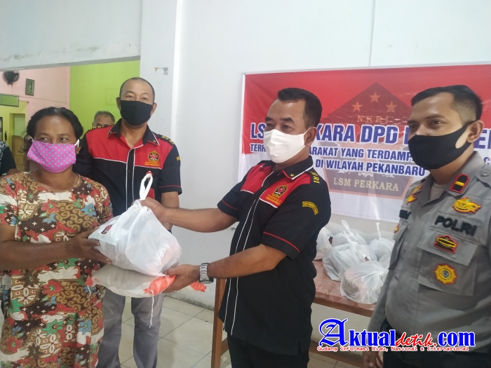 Lembaga Swadaya Masyarakat ( PERKARA) Riau, Salurkan Bantuan Sembako