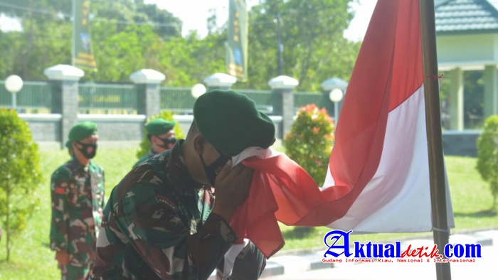 Danrem 045/Gaya Melepas Personel Penebalan Satgas Teritorial ke Kodam XVIII/Kasuari