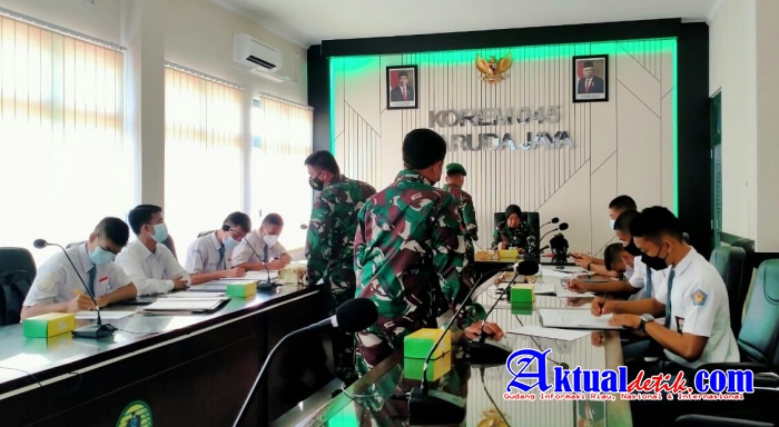 Korem 045/Garuda Jaya melaksanakan Sosialisasi Calon Taruna Akmil tahun 2021