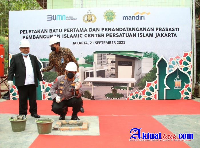 Hadiri Peletakan Batu Pertama Islamic Center PERSIS, Kapolri Yakin Hasilkan SDM Berkualitas 