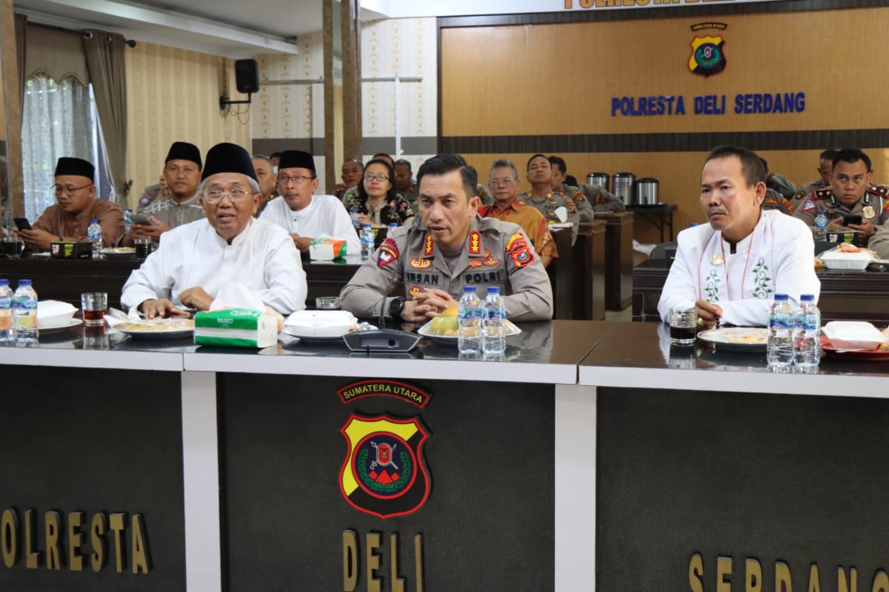 Kapolresta Deli Serdang bersama Tokoh agama Deli Serdang Ikuti Zoom Meeting Acara Kirab Merah Putih