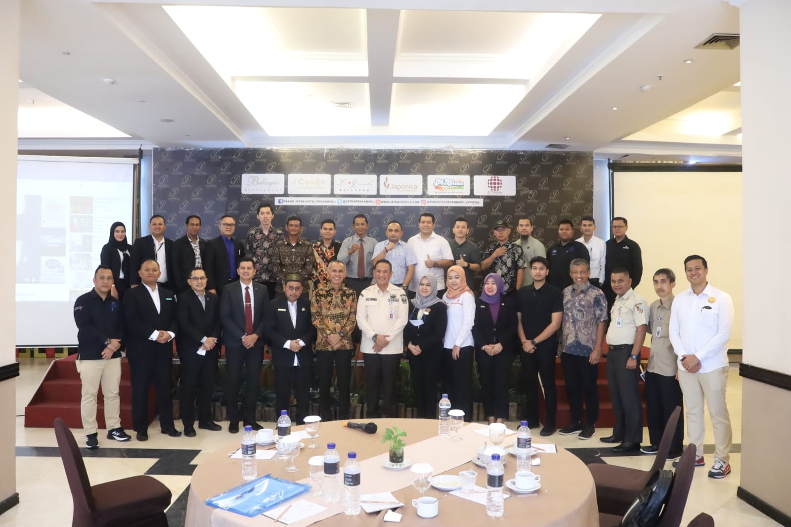 Kepala Bapenda Pekanbaru Hadiri Undangan Coffe Morning bersama PHRI