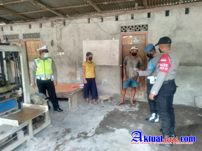 Jelang Pergantian Tahun dan Antisipasi Radikalisme, Personel Polsek Tampaksiring Giat Sidak Duktang