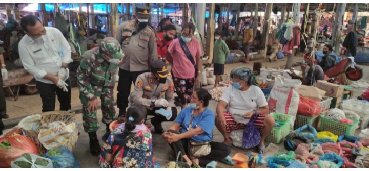 Kapolres Samosir AKBP Josua Tampubolon, SH.MH Turun Langsung Jemput Masyarakat