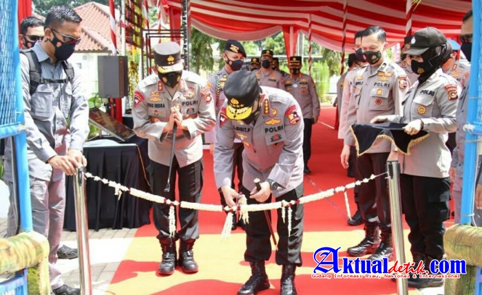 Kapolri Resmikan Kampung Tangguh dan Aplikasi Polisi Dulur Kito