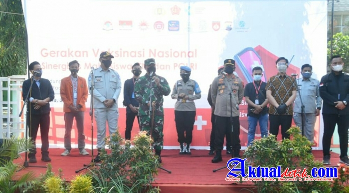 Pangdam IV/Diponegoro Dorong Sinergitas TNI-Polri Dengan Mahasiswa Dalam Percepatan Vaksinasi