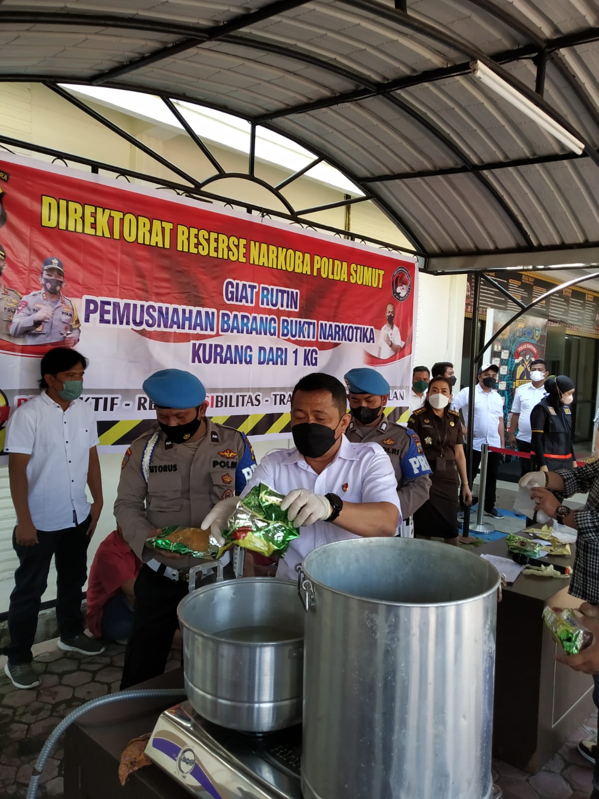 Poldasu Musnahkan Barang Bukti Sabu