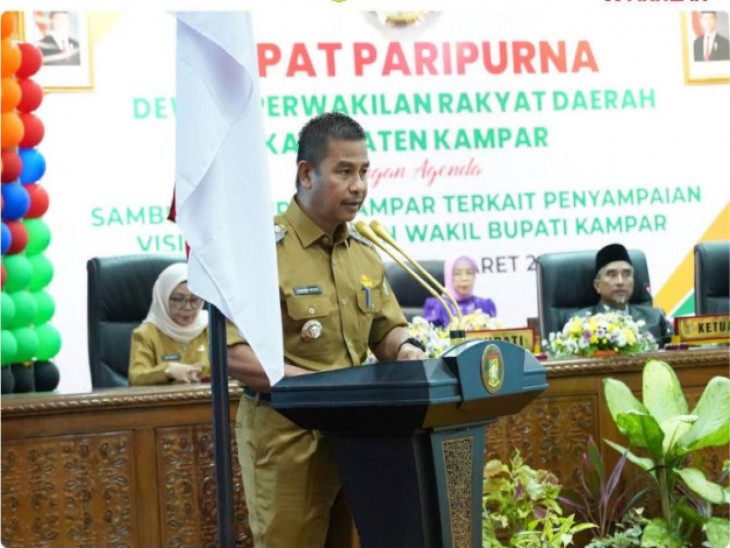 Rapat DPRD Kampar Penyampaian Visi Dan Misi Bupati dan Wakil Bupati Kampar Periode 2025-2030