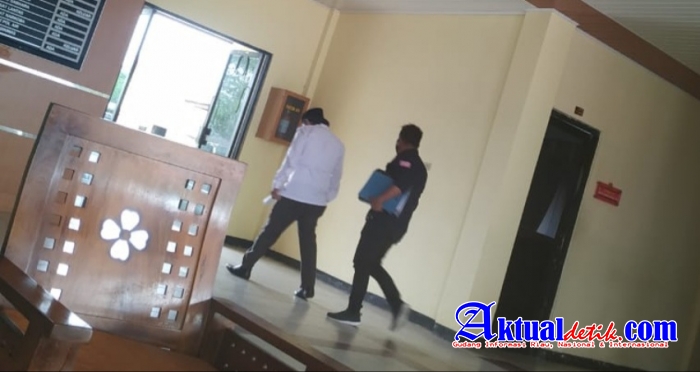 Ketua & Bendahara KPU Bengkalis di Periksa Polres Selama 4 Jam