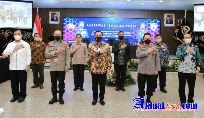 Wujudkan Transparansi, Kapolri Launcing Aplikasi Dumas Presisi