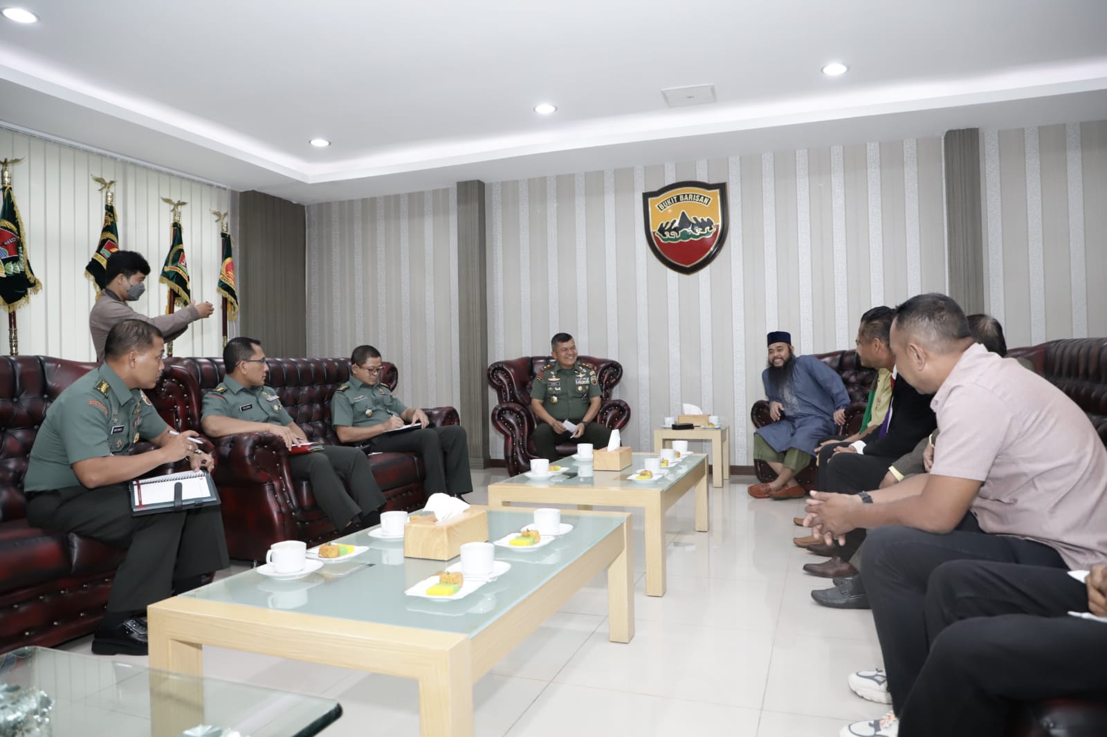 Pangdam I/BB Terima Audensi Dengan Forum Komunikasi Lintas Umat