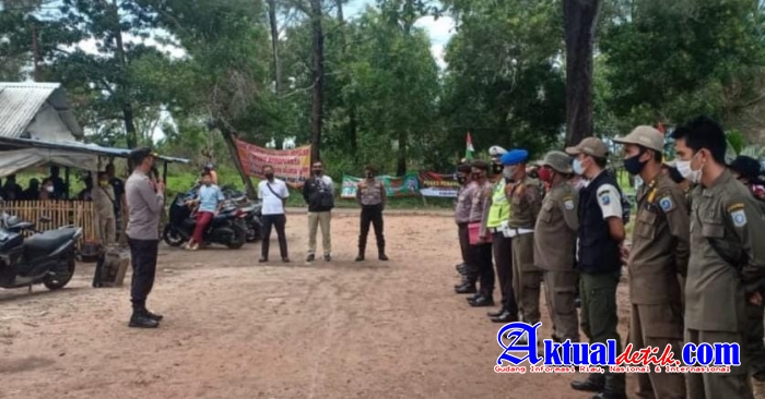Polres Bangka Barat Bersama Tim Gabungan Melaksanakan Penertiban Tambang Apung Di Desa Bakit