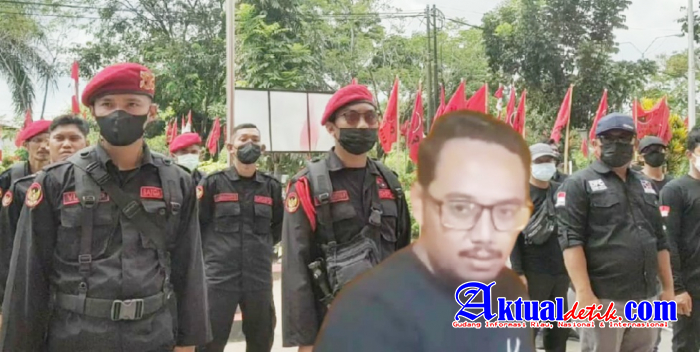 Ratusan Kader, Simpatisan dan Satgas PDIP Kalbar Laporkan Akun Aan Kubu Raya Ke Polda Kalbar 