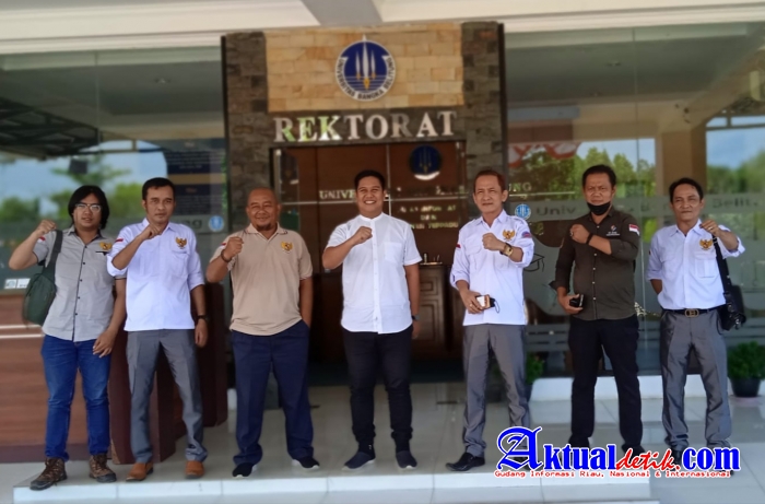 Rektor UBB DR Ibrahim Bintang Katakan Pers Berperan Penting Dalam Dunia ptendidikan