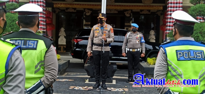 Kapolres Badung, Pimpin Apel Pengamanan Perayaan Umanis Galungan 