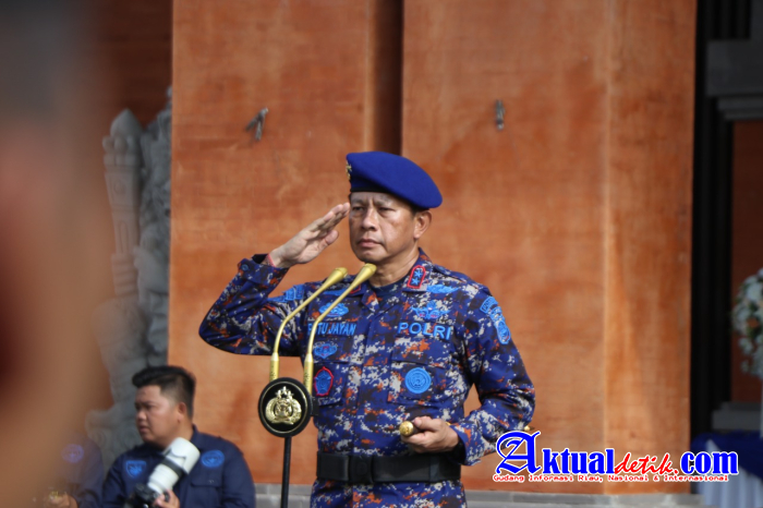HUT Polairud ke-72, Kapolda Bali Berikan Penghargaan Kepada Personil Berprestasi