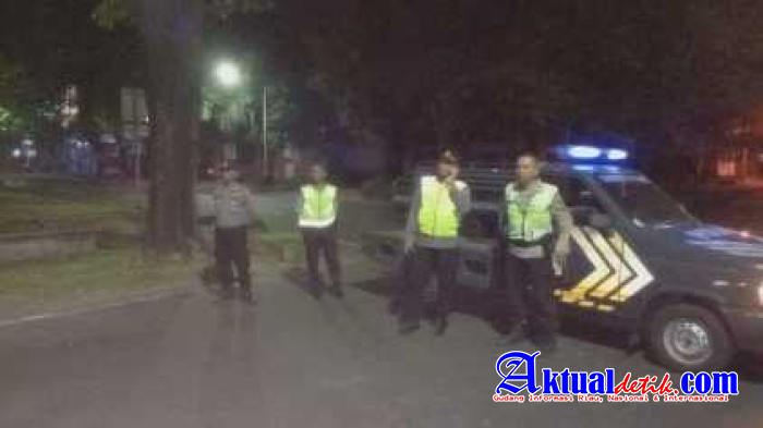 Personil Polsek Dentim Dan Polresta Denpasar Laksanakan Pengamanan Upacara Peringatan ANZAC Day