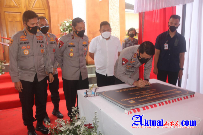 Resmikan Gereja Puja ElShaddai, Kapolda Bali:Ini Mereflesikan Kehidupan Harmoni Lintas Agama di Bali