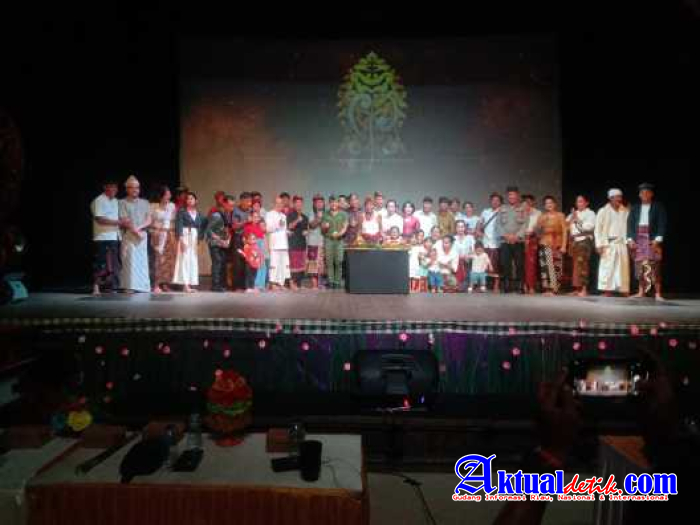 Dandim Gianyar Hadiri HUT ke-33 Sanggar Paripurna Desa Bona