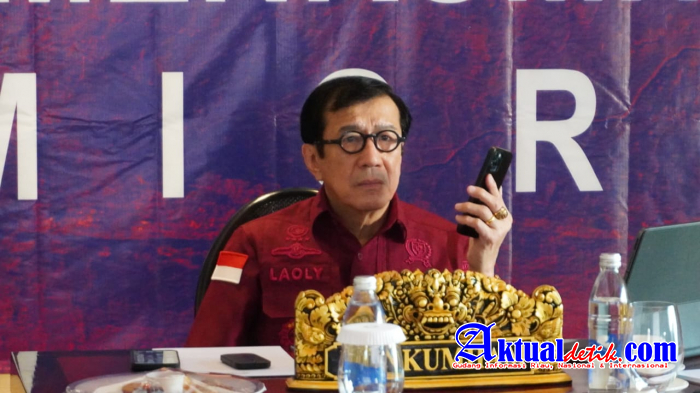 Menteri Hukum dan Ham Cek Pelayanan TPI Bandara Ngurah Rai Melalui Command Center